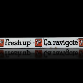 7up advertising push-bar