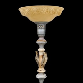 Belle lampe torchère décorée d'oiseaux en marbre 