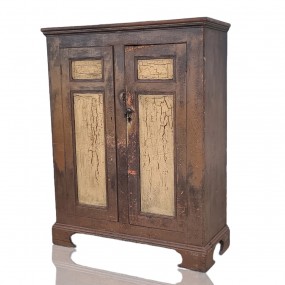 Belle petite armoire en pin, clous forgés, Belle petite armoire en pin, clous forgés,