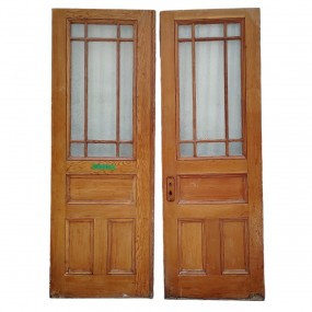 Wooden house doors 