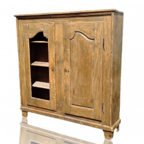 Louis XV buffet, carved base 