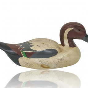 Wooden decorative duck 