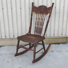 Rocking chair 