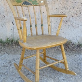 Windsor rocking chair