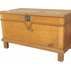 Antique solid pine blanket chest, V box
