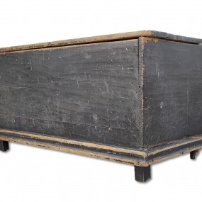 Antique blanket box 