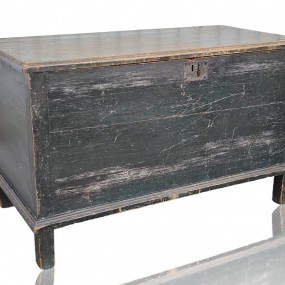 Antique blanket pine chest, original color 