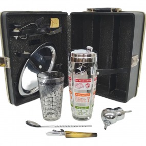 Suitcase with mini bar 
