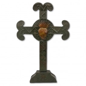 Croix en métal embossé 