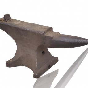 Blacksmith anvil 125 lbs
