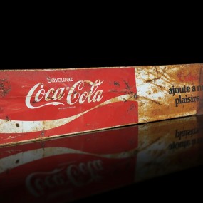 Enseigne publicitaire savourez Coca-Cola 