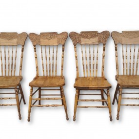 Ensemble de 4 chaises à dossiers pressés ''pressback'' 1