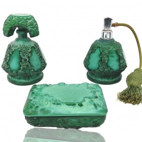 Ensemble de parfumeuses art déco malachite glass, flacons, bouteilles  