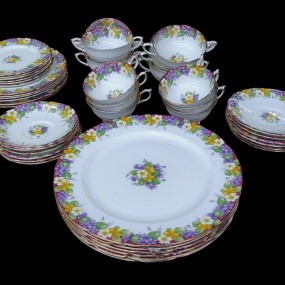 Set of vintage Paragon dishes set for 6 persons