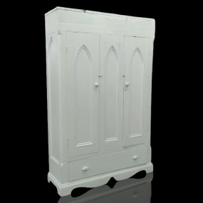 Grande armoire antique de style gothique 