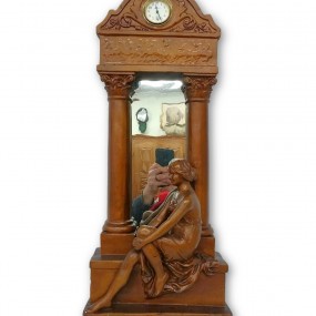 Horloge avec miroir et statue, signée Petrucci 