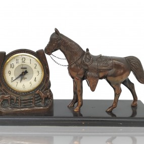 Horloge décorative avec cheval 