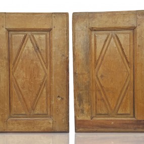 #60495 -  Pair of losange armoire doors, long door has been cuting in the past 
