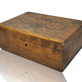 Joli petit coffret à documents