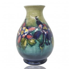 Vintage Moorcroft vase 
