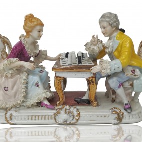 Jolie figurine en porcelaine, Japan Jolie figurine en porcelaine, Japan