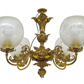 Beautiful 1980 brass chandelier 