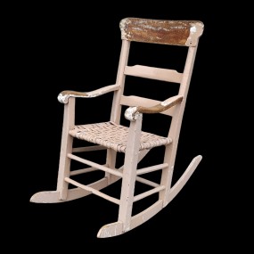 Jolie petit fauteuil berçant rustique, chaise berçante pour enfant 