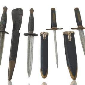 Lot d'anciennes dagues de collection, (Deux de gauche VENDU)