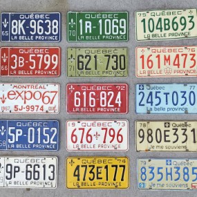 Vintage licenses plates 