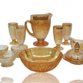 Lot de vaisselle Iris, pichet, verres et autres 