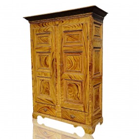 Magnifique armoire de style Adam, 12 caissons, pin et clous forgés 