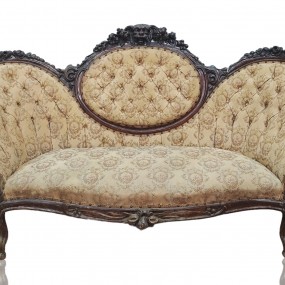 Nice victorian carved couch 