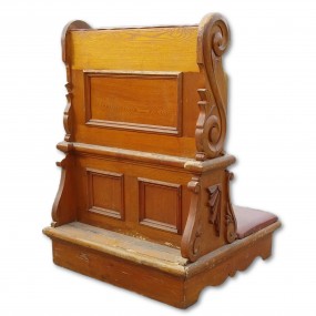 Ancien meuble prie-dieu, agenouilloir sculpté en bois