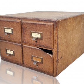 4 drawers filing cabinet 