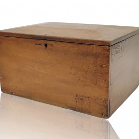 Petit coffret à document, belle patine 