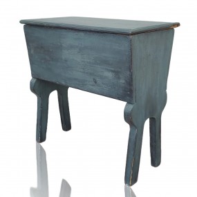 Petit meuble huche à pain, recolorée dans le passé