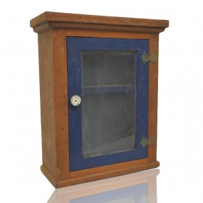 Little medecine cabinet 