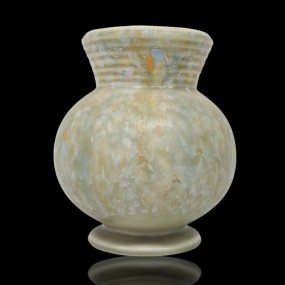 #57877 - 95$ Petit vase décoratif, poterie Beswick