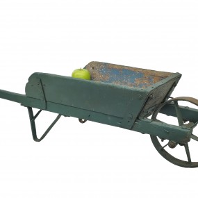 Little child wheelbarrow 