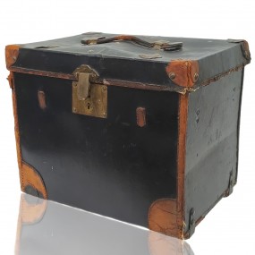 Vintage little leather trunk