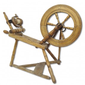 Little wool spinning wheel 