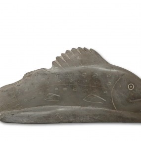 Sculpture inuit, poisson en pierre 