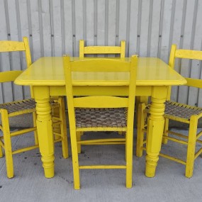 Chairs and table 