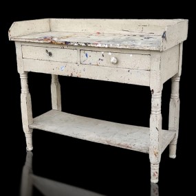Table lave-main, 2 tirois, telle que trouvée 