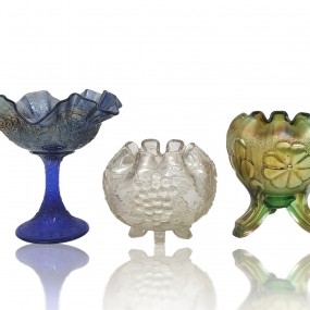Carnival glass dishes 