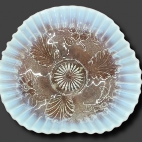 Vaisselle de collection, assiette opalescent 