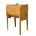 Baratte à beurre ancienne, bois blond et poignée de métal authentique - 1
