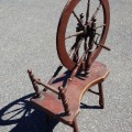 Très vieux rouet, couleur d'origine - 2