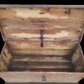 Ancien coffre en bois, idéal comme table de salon  - 2