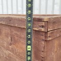Ancien coffre en bois, idéal comme table de salon  - 4